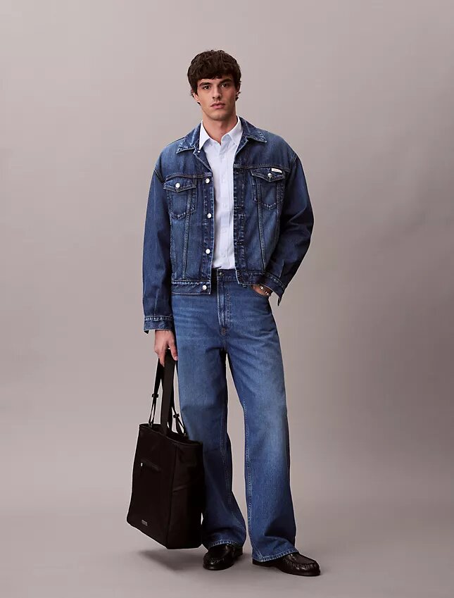 Klassisches Oxford-Hemd aus Cotton Stretch mit Streifen und Button-Down-Kragen Klassisches Oxford-Hemd aus Cotton Stretch mit Streifen und Button-Down-Kragen