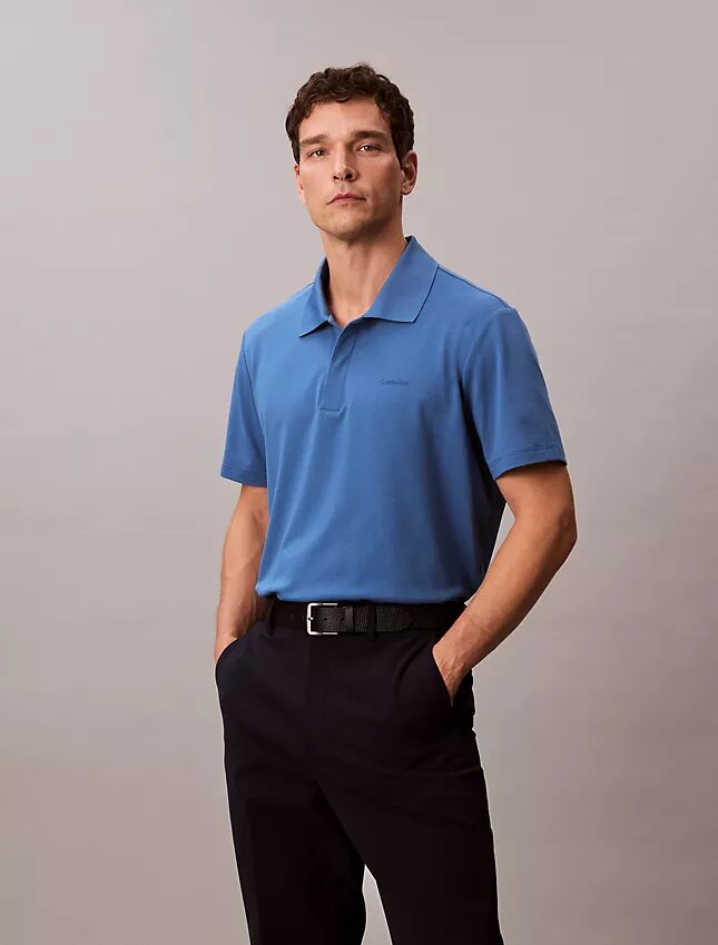 Klassisches Polohemd aus Baumwollmischgewebe Klassisches Polohemd aus Baumwollmischgewebe