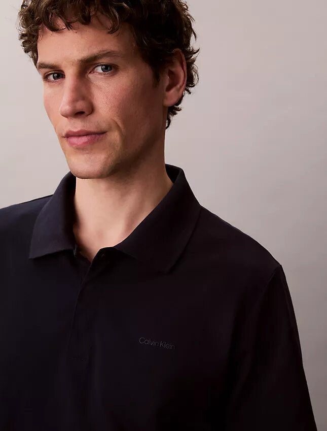 Klassisches Polohemd aus Baumwollmischgewebe Klassisches Polohemd aus Baumwollmischgewebe