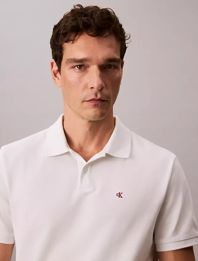 Klassisches Polohemd aus Baumwollpiqué Klassisches Polohemd aus Baumwollpiqué