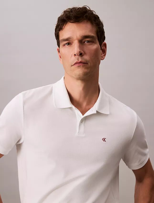 Klassisches Polohemd aus Baumwollpiqué Klassisches Polohemd aus Baumwollpiqué