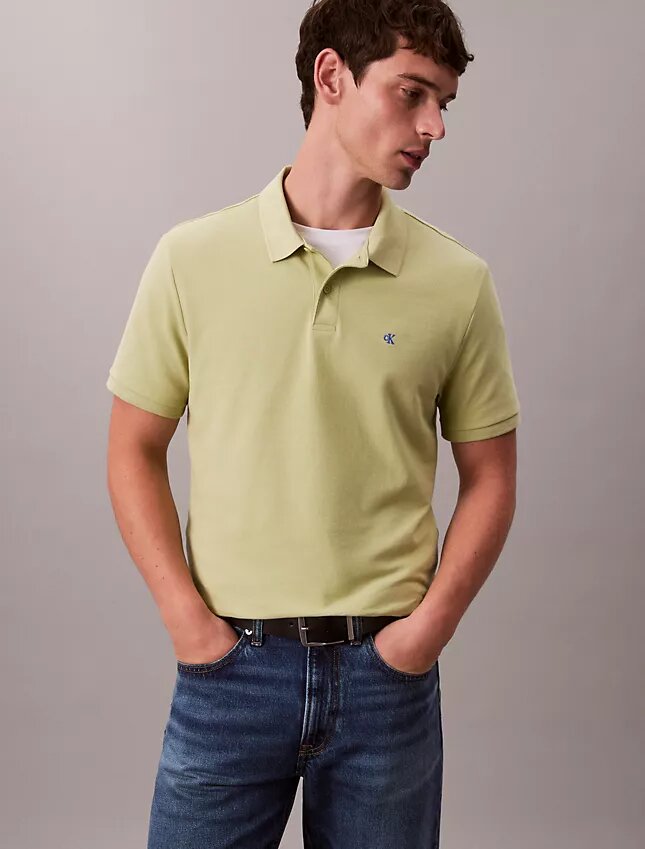 Klassisches Polohemd aus Baumwollpiqué Klassisches Polohemd aus Baumwollpiqué