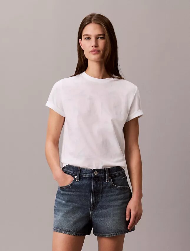 Klassisches T-Shirt mit durchgängigem, verblasstem Monogram Klassisches T-Shirt mit durchgängigem, verblasstem Monogram