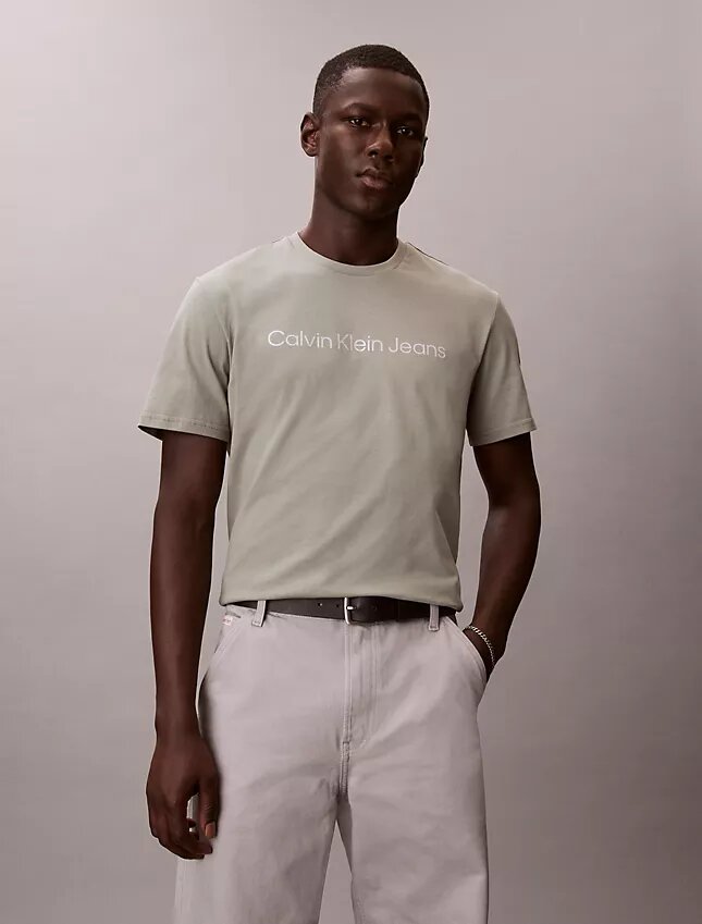 Klassisches T-Shirt mit Folienlogo Klassisches T-Shirt mit Folienlogo