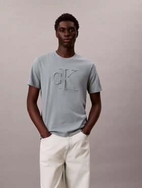 Klassisches T-Shirt mit geprägtem Monogram