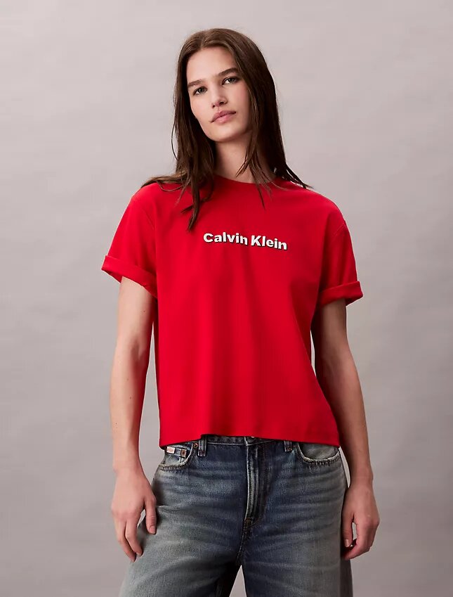 Klassisches T-Shirt mit gesticktem Logo Klassisches T-Shirt mit gesticktem Logo