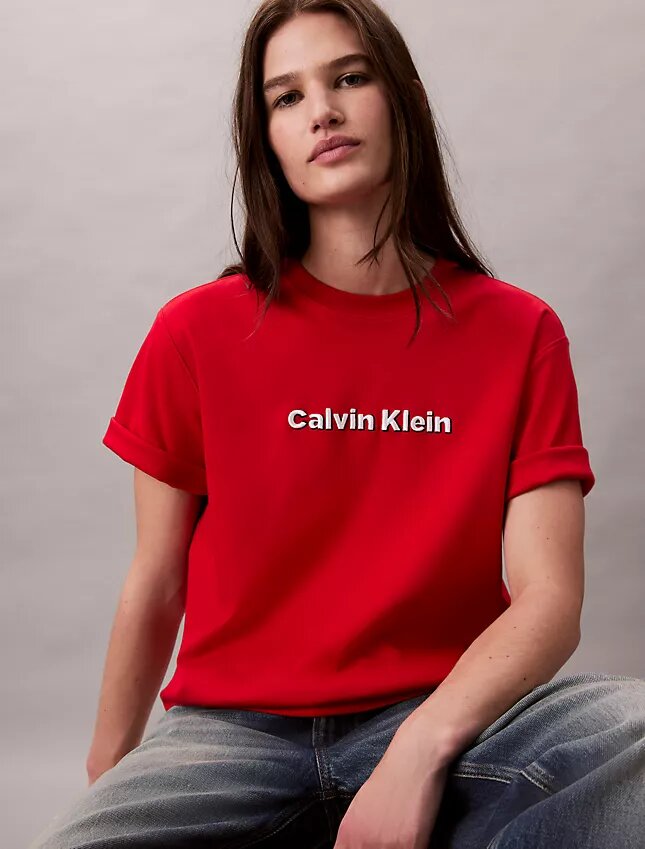 Klassisches T-Shirt mit gesticktem Logo Klassisches T-Shirt mit gesticktem Logo
