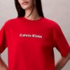 Klassisches T-Shirt mit gesticktem Logo Klassisches T-Shirt mit gesticktem Logo