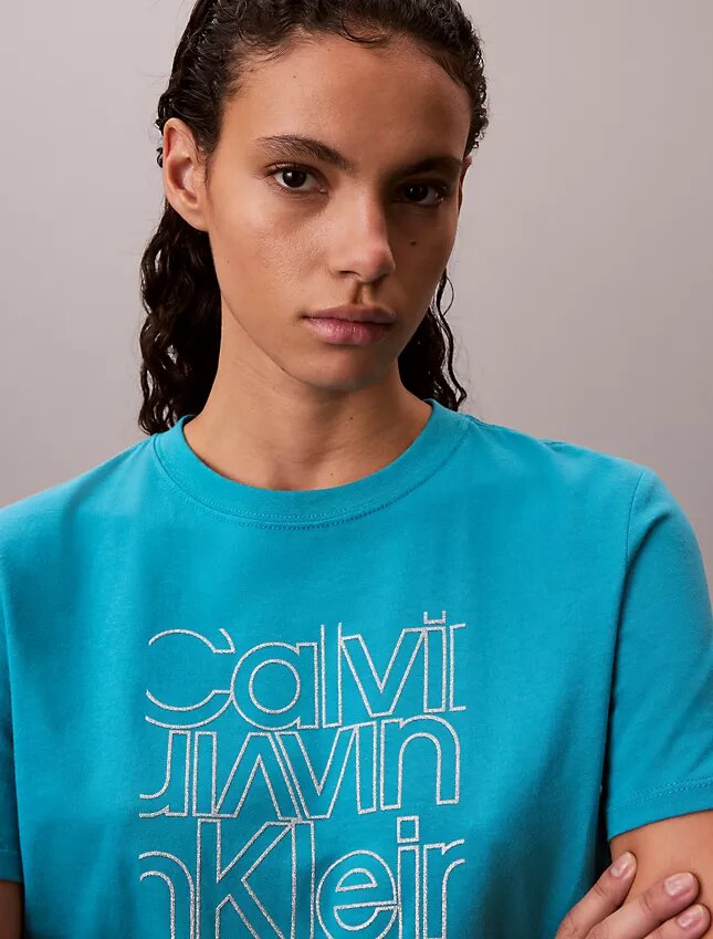Klassisches T-Shirt mit Glitzer-Logo Klassisches T-Shirt mit Glitzer-Logo