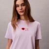 Klassisches T-Shirt mit Herz-Logo Klassisches T-Shirt mit Herz-Logo