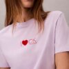 Klassisches T-Shirt mit Herz-Logo Klassisches T-Shirt mit Herz-Logo