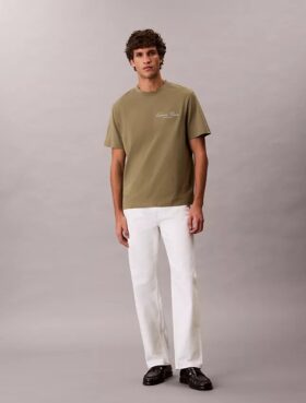 Klassisches T-Shirt mit kleinem Schriftzug-Logo