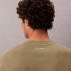 Klassisches T-Shirt mit kleinem Schriftzug-Logo Klassisches T-Shirt mit kleinem Schriftzug-Logo