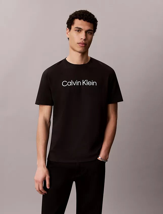 Klassisches T-Shirt mit Standard-Logo-Grafik Klassisches T-Shirt mit Standard-Logo-Grafik