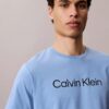 Klassisches T-Shirt mit Standard-Logo-Grafik Klassisches T-Shirt mit Standard-Logo-Grafik