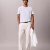 Klassisches T-Shirt mit Streifen Klassisches T-Shirt mit Streifen
