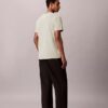 Klassisches T-Shirt mit Streifen Klassisches T-Shirt mit Streifen