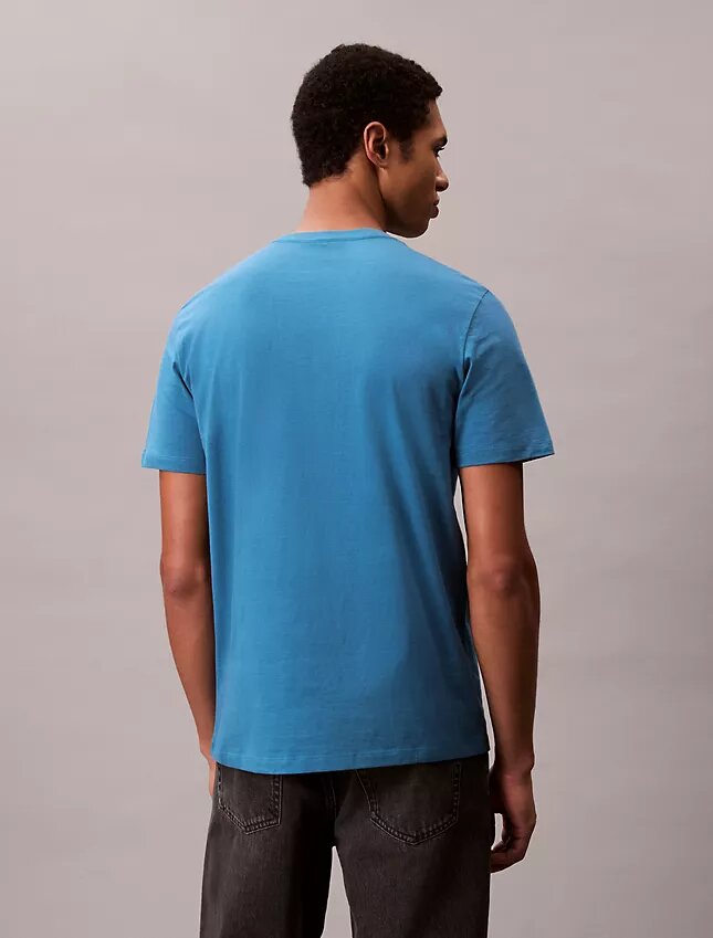Klassisches T-Shirt mit vertikalem Logo Klassisches T-Shirt mit vertikalem Logo