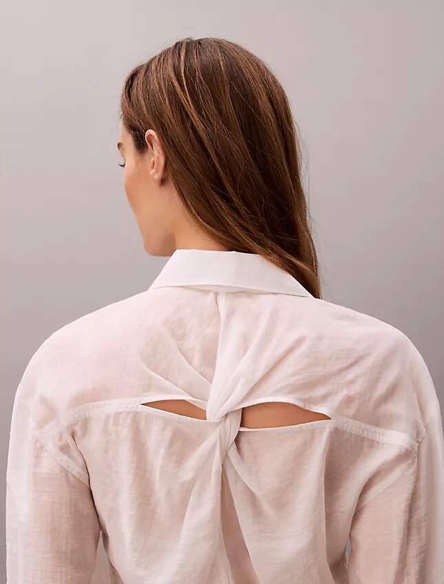 Klassisches Voile-Hemd mit Knopfleiste Klassisches Voile-Hemd mit Knopfleiste