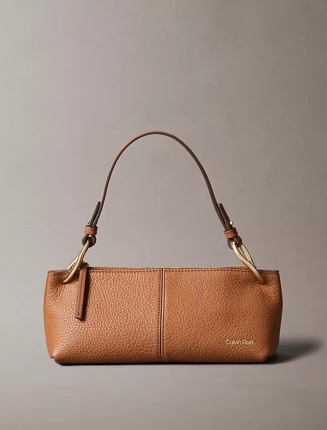 Kleine, lässige, wandelbare Ledertasche Kleine, lässige, wandelbare Ledertasche