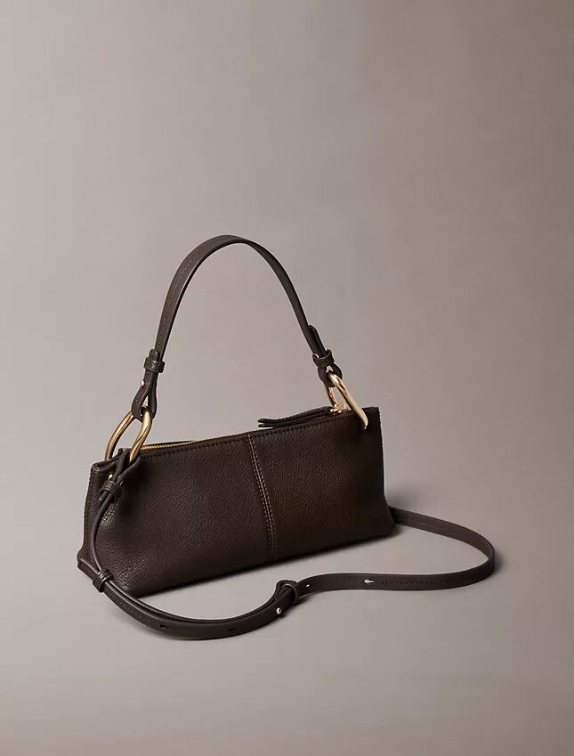 Kleine, lässige, wandelbare Ledertasche Kleine, lässige, wandelbare Ledertasche