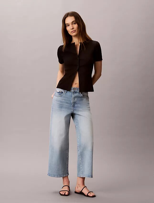 Kurze Jeans mit weitem Bein Kurze Jeans mit weitem Bein