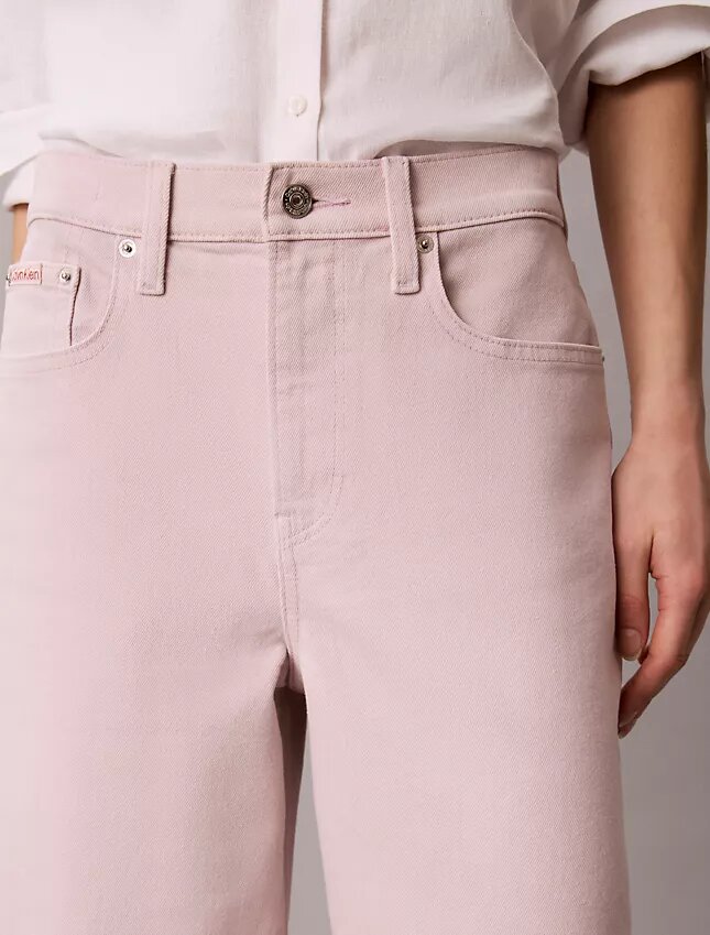 Kurze Jeans mit weitem Bein Kurze Jeans mit weitem Bein