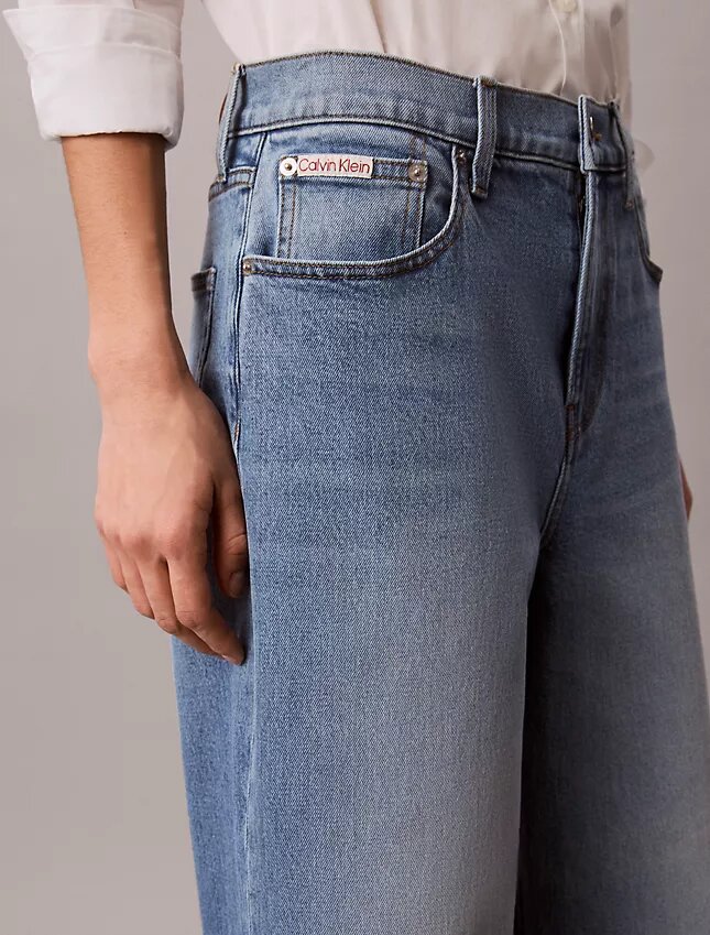 Kurze Jeans mit weitem Bein Kurze Jeans mit weitem Bein
