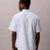Kurzärmeliges Button-Down-Hemd aus Cotton Stretch mit Streifenmuster Kurzärmeliges Button-Down-Hemd aus Cotton Stretch mit Streifenmuster