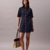 Kurzärmeliges Denim-Kleid Kurzärmeliges Denim-Kleid