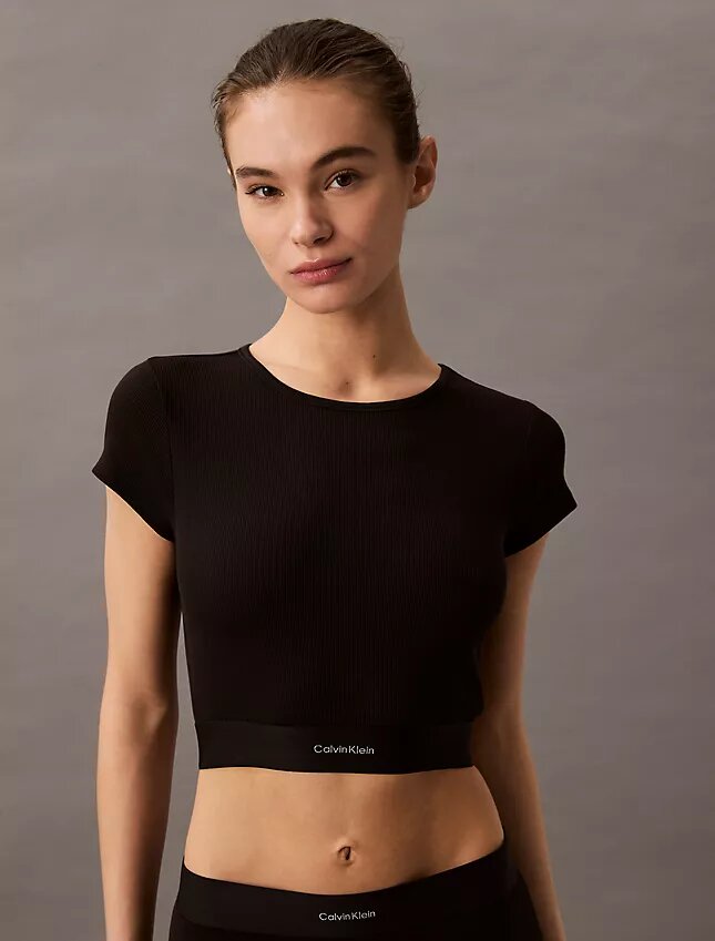 Kurzärmeliges T-Shirt aus Cotton Stretch-Rippstoff Kurzärmeliges T-Shirt aus Cotton Stretch-Rippstoff