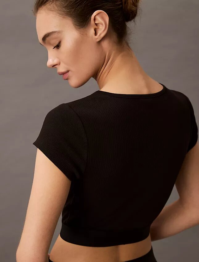 Kurzärmeliges T-Shirt aus Cotton Stretch-Rippstoff Kurzärmeliges T-Shirt aus Cotton Stretch-Rippstoff