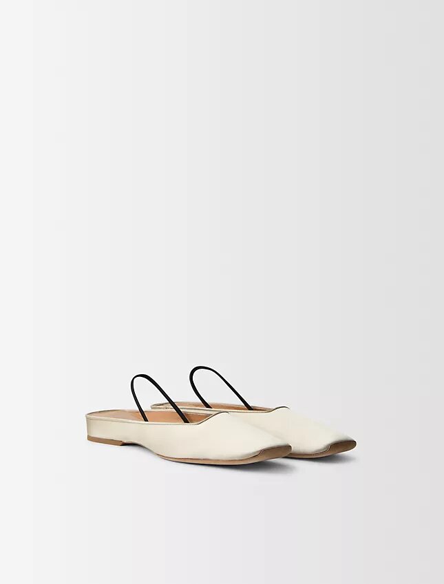 Lana Flache Schuhe aus Seidensatin Lana Flache Schuhe aus Seidensatin