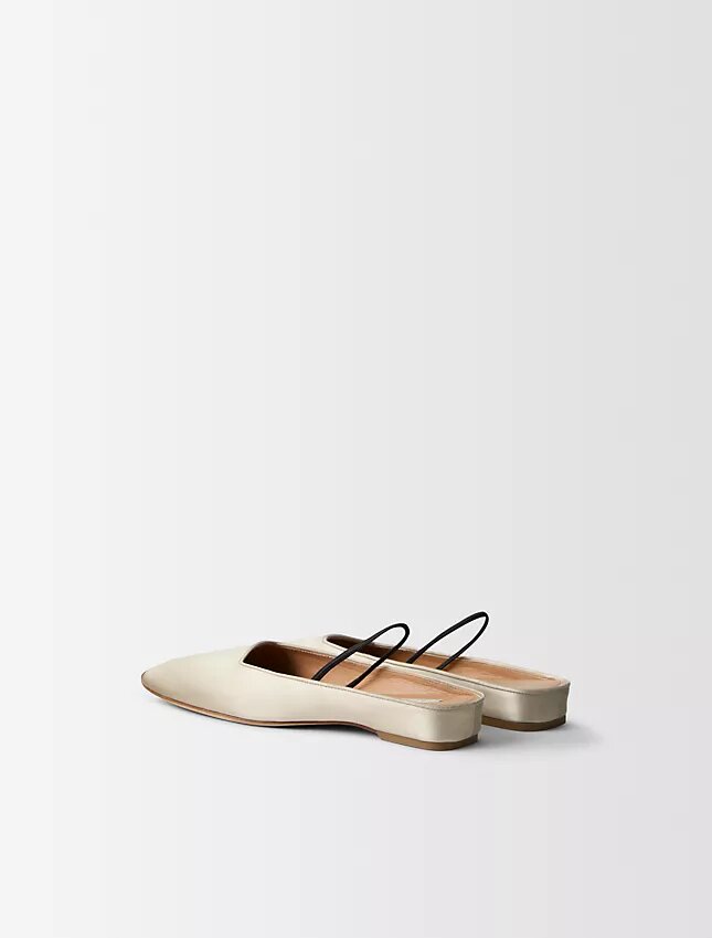 Lana Flache Schuhe aus Seidensatin Lana Flache Schuhe aus Seidensatin
