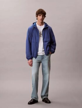 Leichte Windjacke