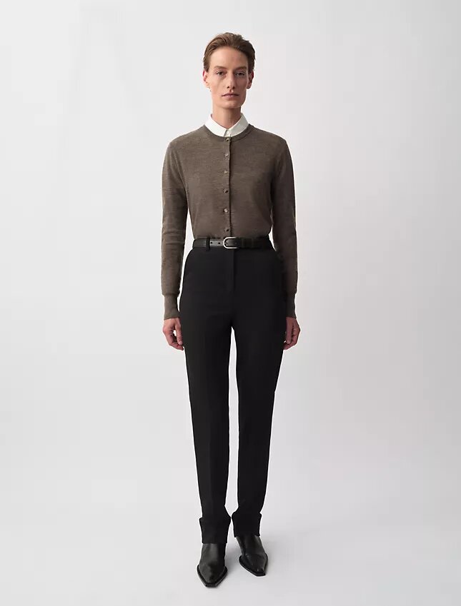 Lila Klassischer Cardigan Lila Klassischer Cardigan