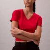 Liquid Cotton T-Shirt mit V-Ausschnitt und lockerer Passform Liquid Cotton T-Shirt mit V-Ausschnitt und lockerer Passform