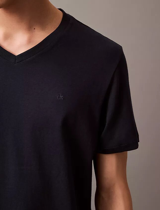 Liquid Touch Classic T-Shirt mit V-Ausschnitt Liquid Touch Classic T-Shirt mit V-Ausschnitt