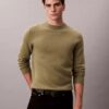 Locker sitzender Pullover aus Merinowolle Locker sitzender Pullover aus Merinowolle