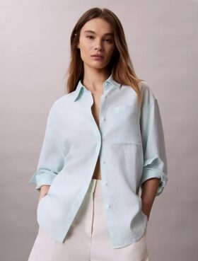 Locker sitzendes Button-Down-Hemd aus Leinenmischung