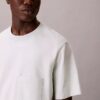 Locker sitzendes T-Shirt aus Baumwollmischung Locker sitzendes T-Shirt aus Baumwollmischung