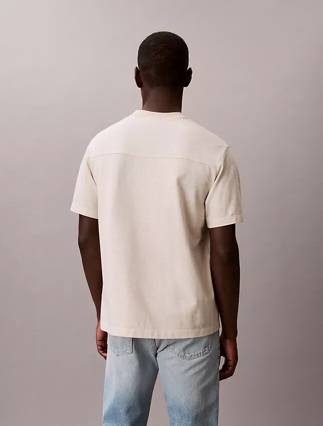 Locker sitzendes T-Shirt aus Baumwollmischung Locker sitzendes T-Shirt aus Baumwollmischung