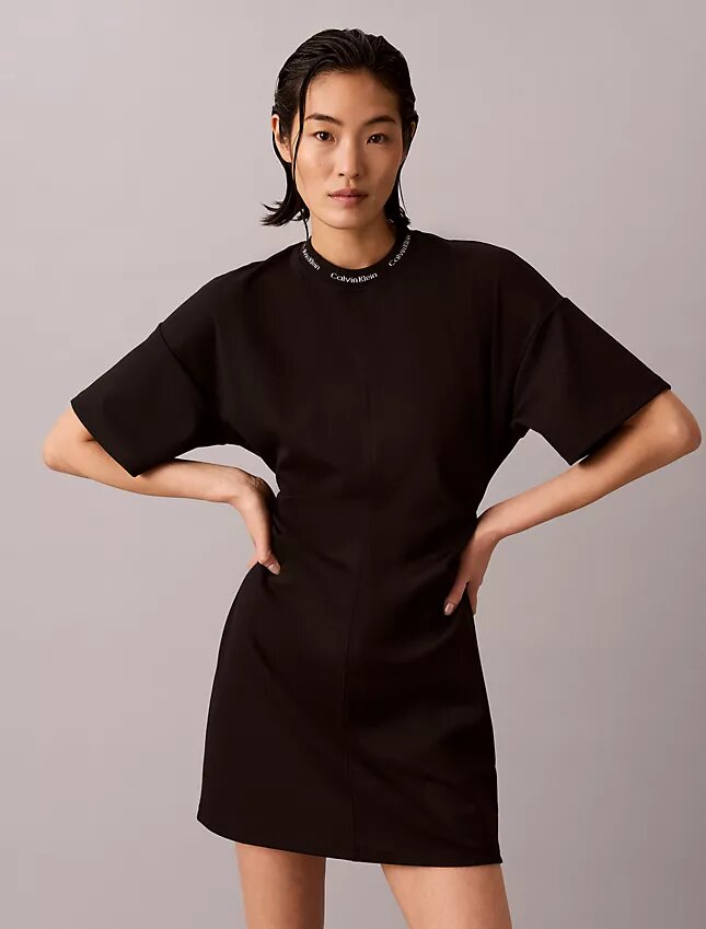 Logo-Ripp-Interlock-T-Shirt-Kleid Logo-Ripp-Interlock-T-Shirt-Kleid