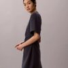 Logo-Ripp-Interlock-T-Shirt-Kleid Logo-Ripp-Interlock-T-Shirt-Kleid