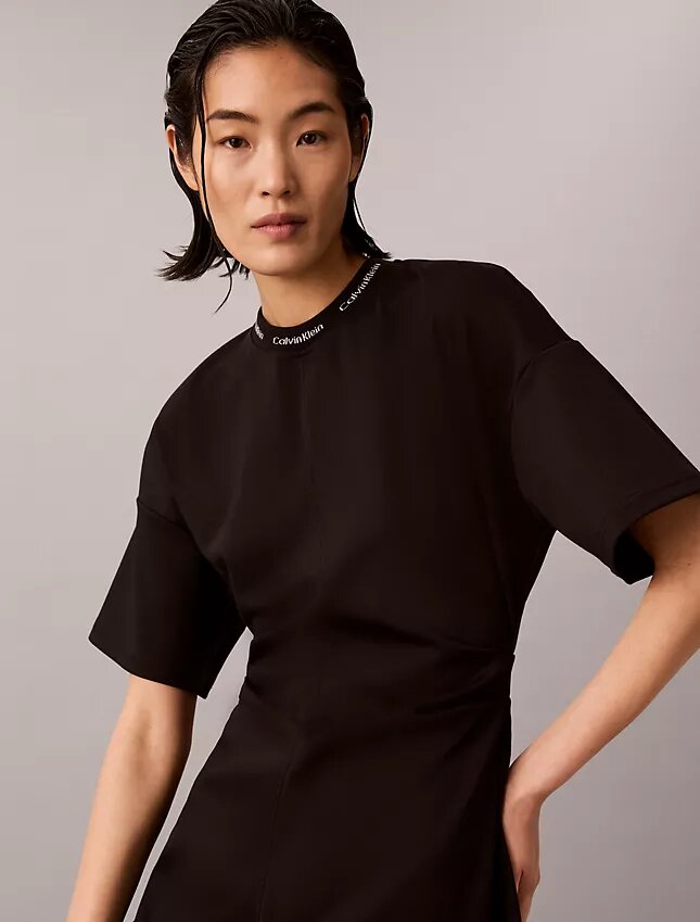 Logo-Ripp-Interlock-T-Shirt-Kleid Logo-Ripp-Interlock-T-Shirt-Kleid