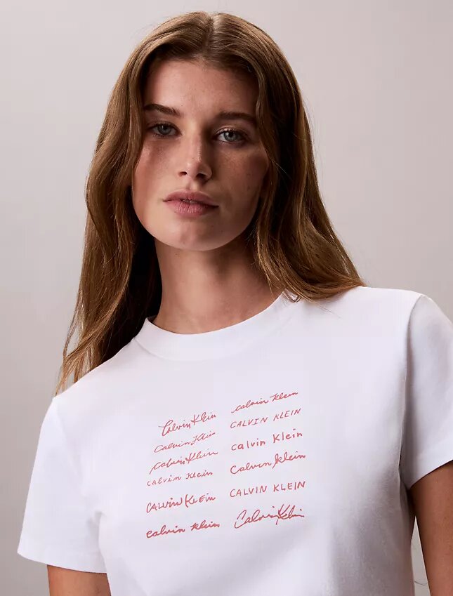 Logo-Schriftzug-Grafik Slim-Fit-T-Shirt Logo-Schriftzug-Grafik Slim-Fit-T-Shirt