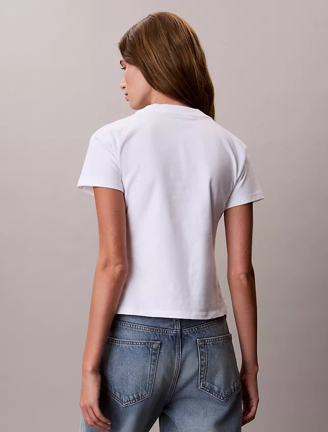 Logo-Schriftzug-Grafik Slim-Fit-T-Shirt Logo-Schriftzug-Grafik Slim-Fit-T-Shirt