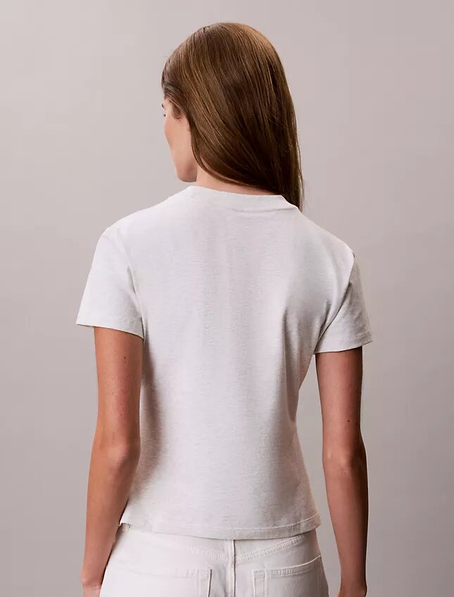 Logo-Schriftzug-Grafik Slim-Fit-T-Shirt Logo-Schriftzug-Grafik Slim-Fit-T-Shirt