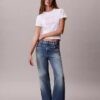 Logo-Schriftzug-Grafik Slim-Fit-T-Shirt Logo-Schriftzug-Grafik Slim-Fit-T-Shirt