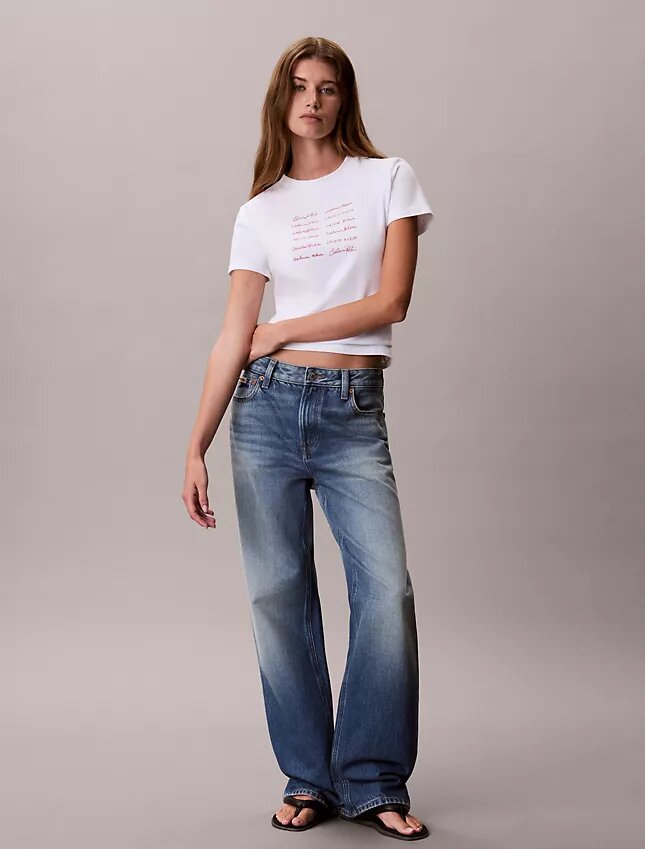 Logo-Schriftzug-Grafik Slim-Fit-T-Shirt Logo-Schriftzug-Grafik Slim-Fit-T-Shirt